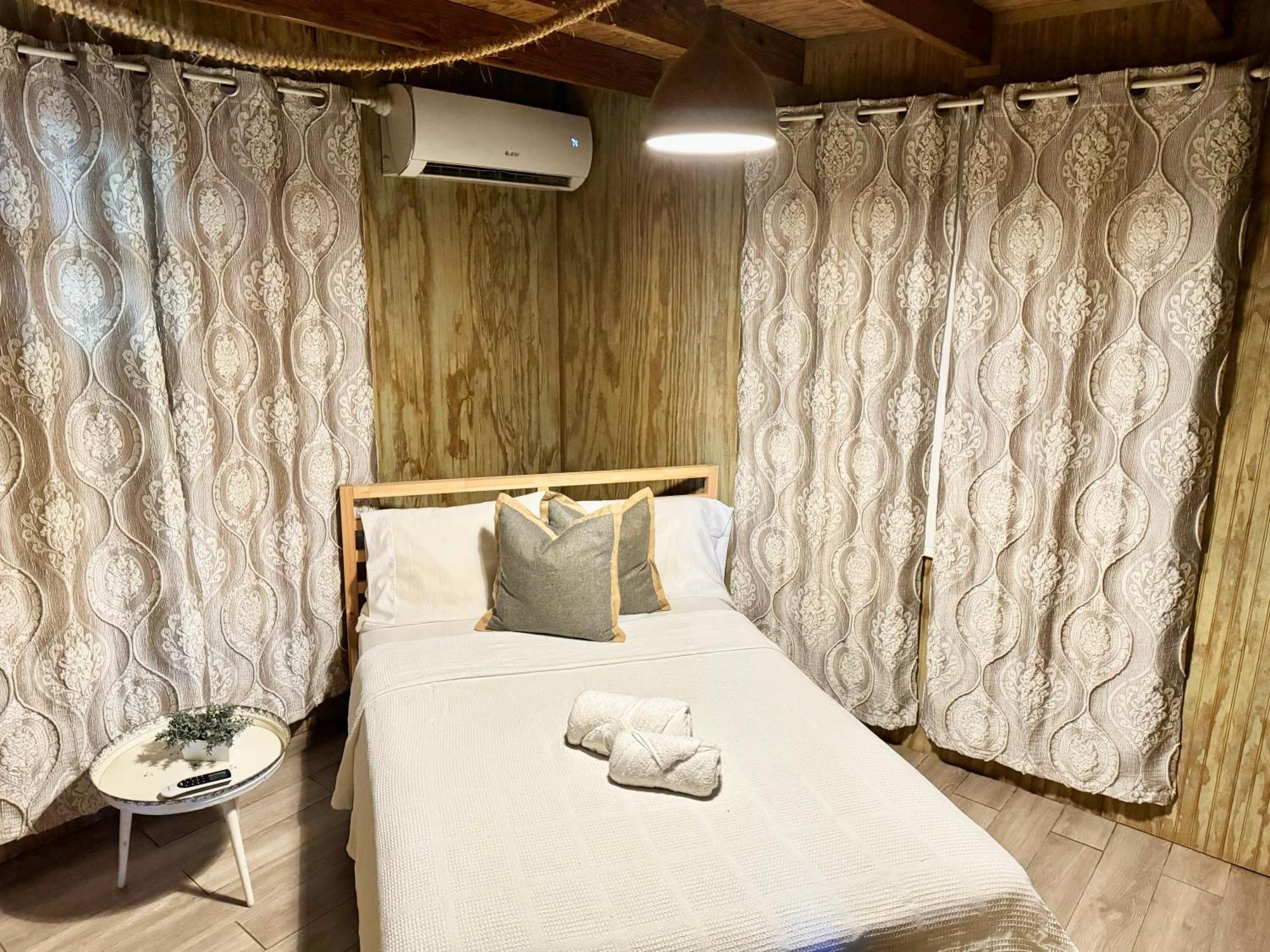 Hunter'S Cabin Pr Villa Кабо Рохо Екстериор снимка